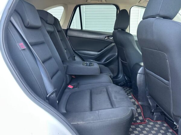 2015 MAZDA CX-5                            STOCK No: 1425 - Image 6